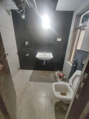 Bathroom in 3 BHK Apartment at Frontline Seven, Kokapet – for Rent