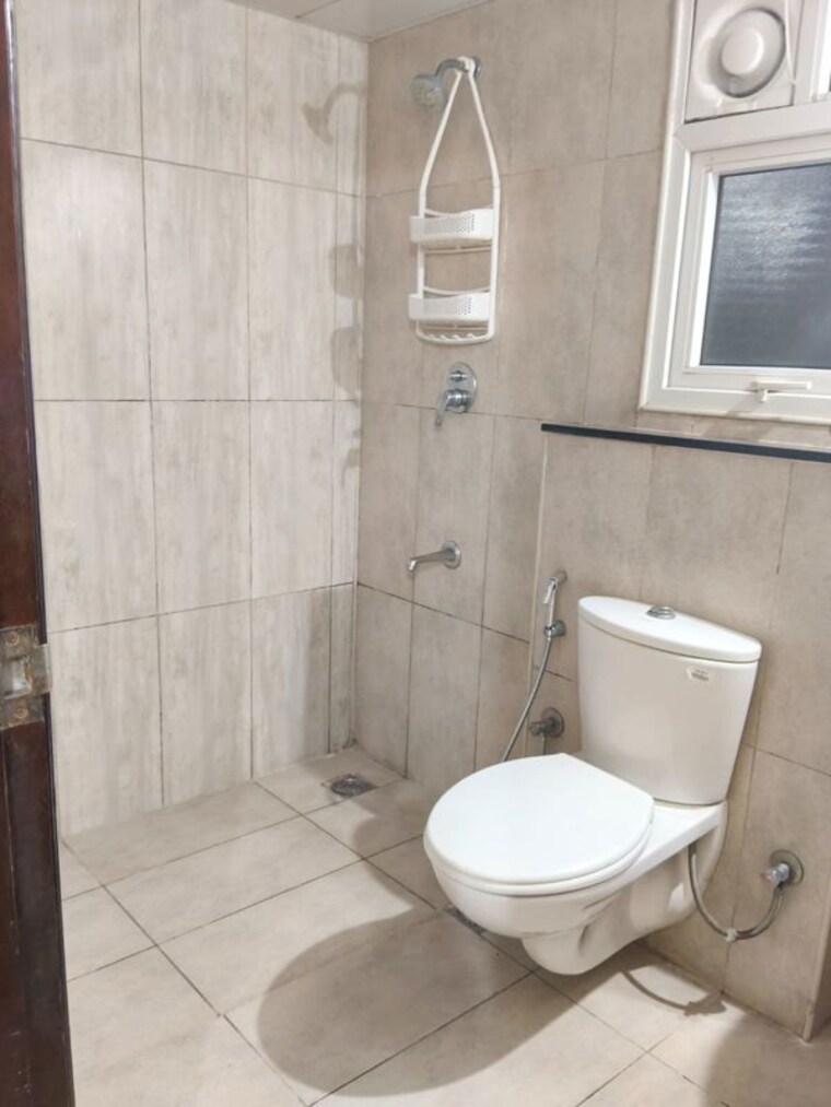 Bathroom, prestige-sunrise-park 2 Bedroom 1221 Sq.Ft. Apartment In Electronic City Phase I Bangalore 10702078