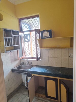 Kitchen in 2.5 BHK Villa at Sector 21 – for Rent
