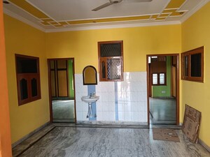 Living Room in 2.5 BHK Villa at Sector 21 – for Rent