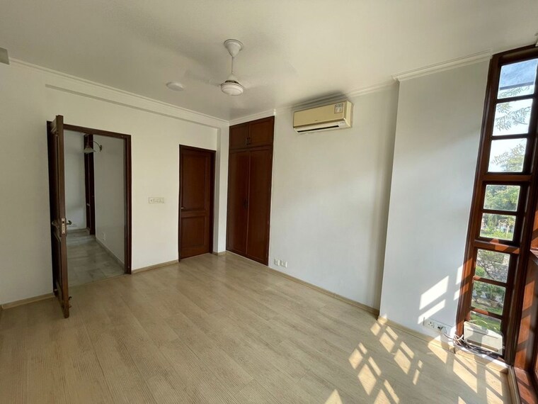 Room, green park 3 Bedroom 1600 Sq.Ft. Builder Floor In Green Park Delhi 10702097