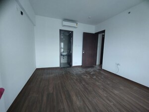 Room in 3 BHK Apartment at Kunal The Canary, Balewadi – for Sale