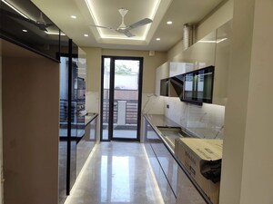 Kitchen in 4 BHK Builder Floor at DLF City Phase III, Sector 24 – for Rent