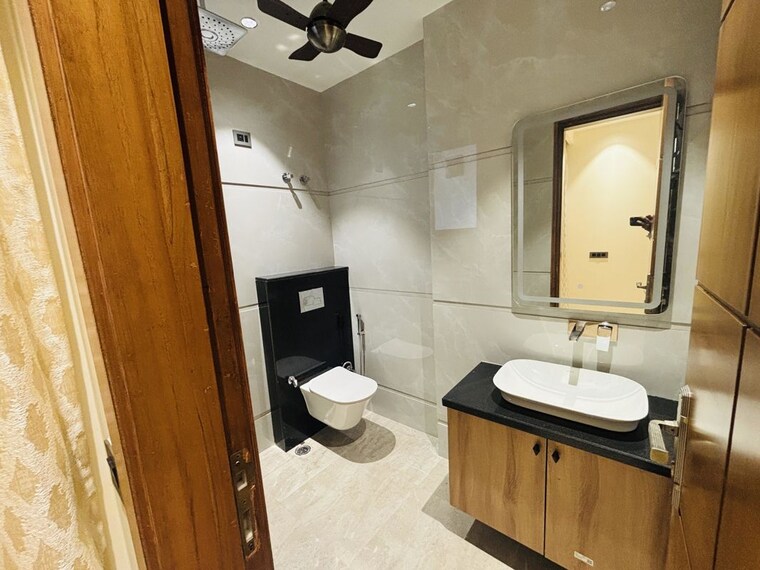 Kitchen, sector 23 3 Bedroom 1600 Sq.Ft. Builder Floor In Sector 23 Gurgaon 10702114