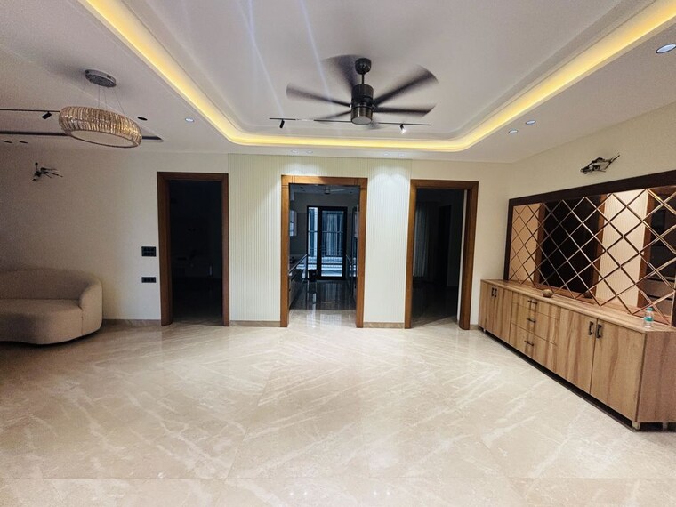 Room, sector 23 3 Bedroom 1600 Sq.Ft. Builder Floor In Sector 23 Gurgaon 10702114