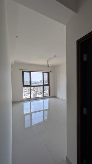 Room in 3 BHK Apartment at Purva Atmosphere, Thanisandra Main Road – for Rent