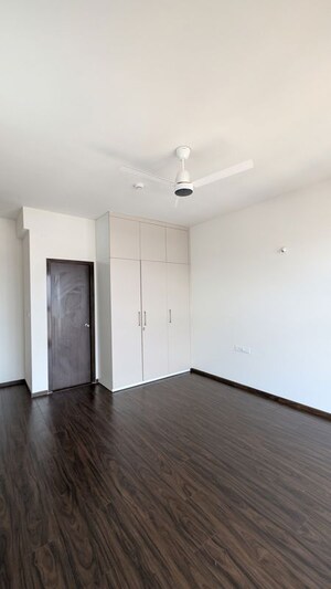 Room in 3 BHK Apartment at Purva Atmosphere, Thanisandra Main Road – for Rent