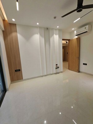2 BHK Builder Floor For Rent in Sector 21