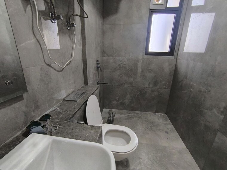 Bathroom, sector 23 3 Bedroom 1600 Sq.Ft. Builder Floor In Sector 23 Gurgaon 10702160
