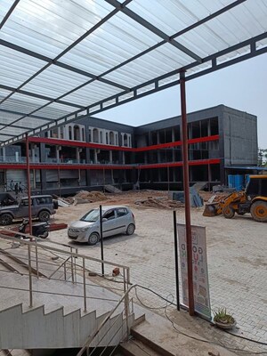  Showroom For Sale in KharaR-Kurali Highway
