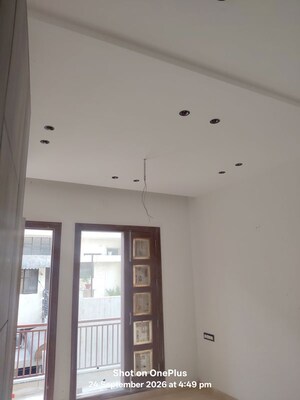 Room in 6+ BHK Builder Floor at Sector 2 – for Sale