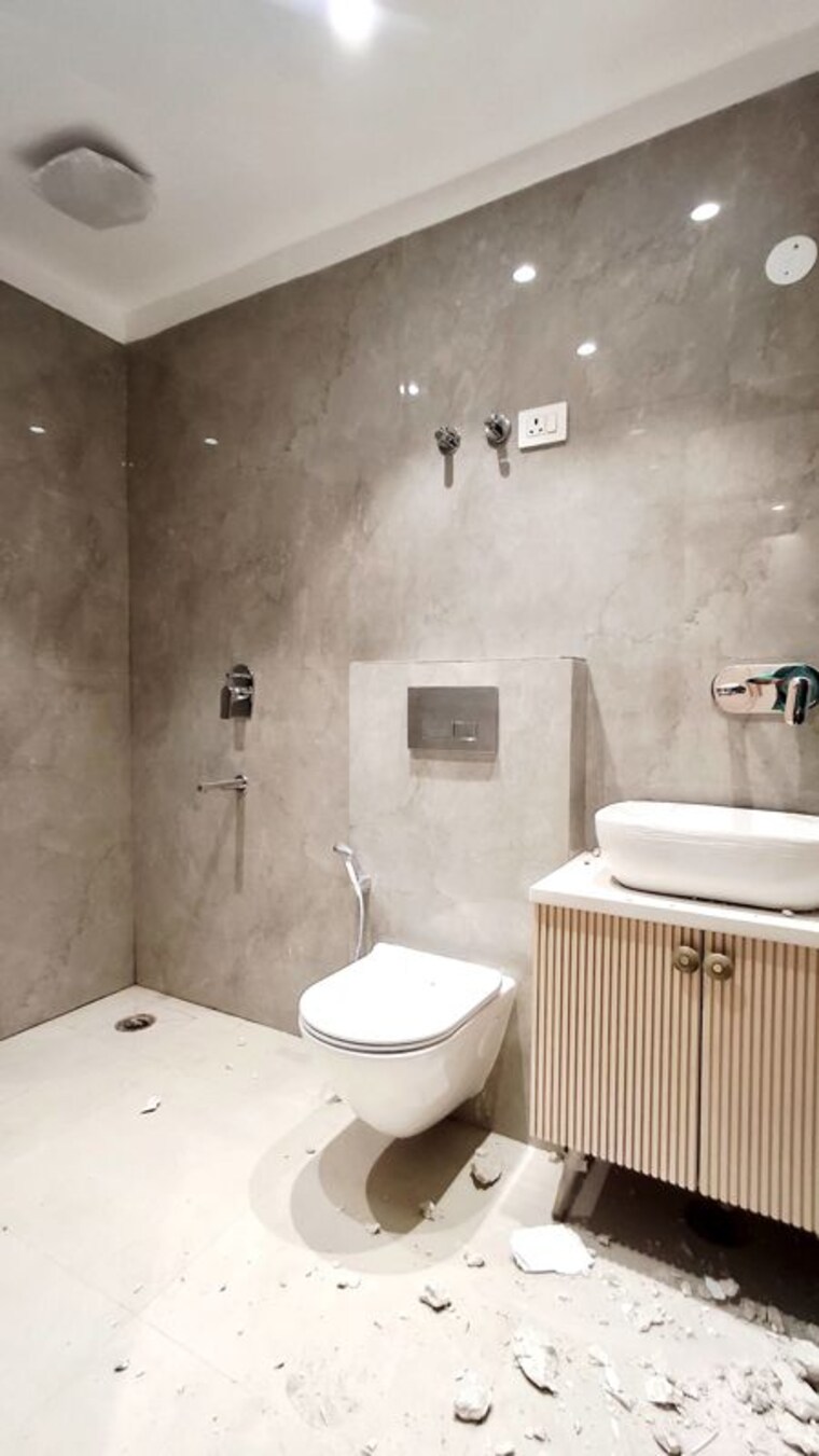 Bathroom, saket 3 Bedroom 1800 Sq.Ft. Independent House In Saket Delhi 10702177