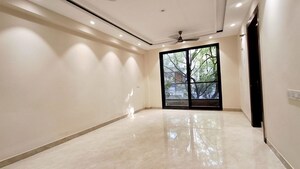Room in 3 BHK Independent House at Saket – for Rent