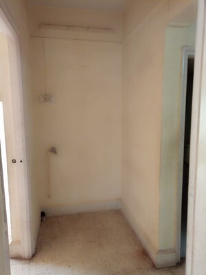 Room in 2 BHK Apartment at Sheela Vihar Colony – for Rent
