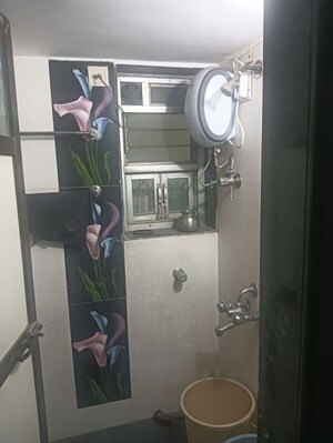 3 BHK Apartment For Rent in Riddhi Tower, Malad East
