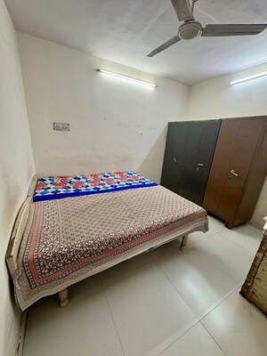 Bedroom in  Pg at Lajpat Nagar 4 – for Rent