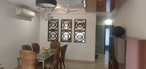 Furnished Amenities in 3 BHK Builder Floor at Safdarjung Enclave – for Rent