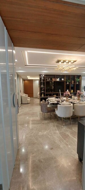 Living Room in 4 BHK Builder Floor at Sector 23 – for Rent