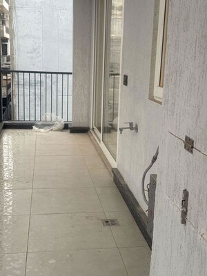 3 BHK Builder Floor For Rent in Sector 21