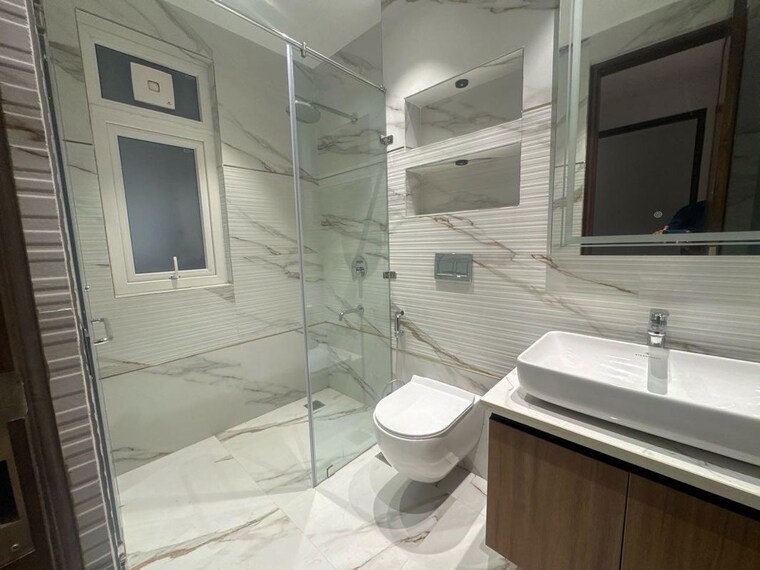 Bathroom, sector 21 3 Bedroom 1500 Sq.Ft. Builder Floor In Sector 21 Gurgaon 10702252