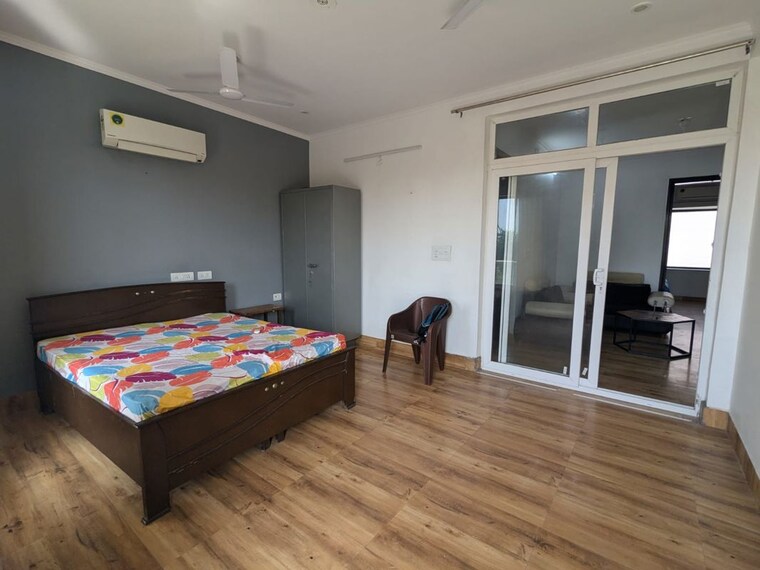 Bedroom, sector 23 3 Bedroom 1818 Sq.Ft. Apartment In Sector 23 Gurgaon 10702228