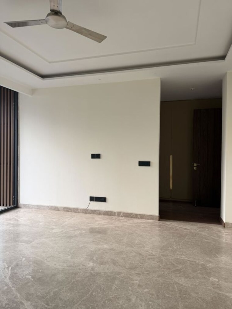 Room, sector 23a 3 Bedroom 1500 Sq.Ft. Builder Floor In Sector 23a Gurgaon 10702262