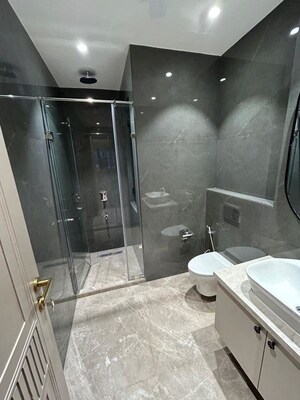 Bathroom in 1 RK Builder Floor at Safdarjung Enclave – for Rent