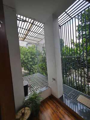 Balcony in 3 BHK Builder Floor at Chittaranjan Park – for Rent