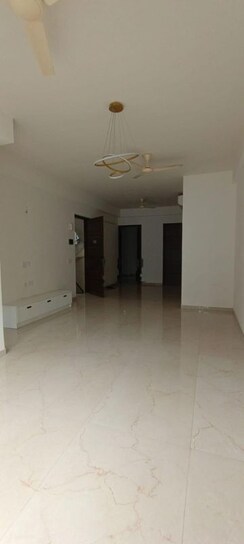 3.5 BHK Apartment For Rent in Smart World Orchard