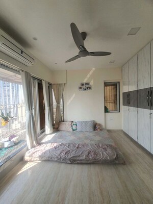 Bedroom in 2 BHK Apartment at Byculla – for Sale