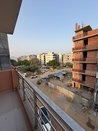 2 BHK +  973 Sq.Ft. Apartment in Unitech Uniworld Gardens