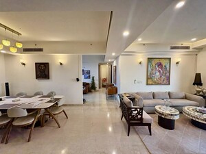 Team Area in 1 BHK Builder Floor at Sector 21 – for Rent