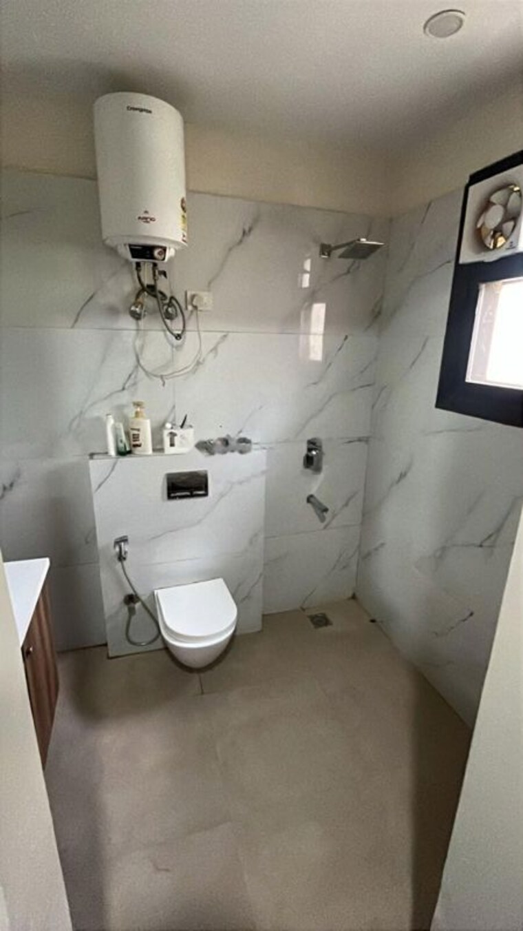 Bathroom, gurugram-cghs 3 Bedroom 2070 Sq.Ft. Apartment In Sector 56 Gurgaon 10702306