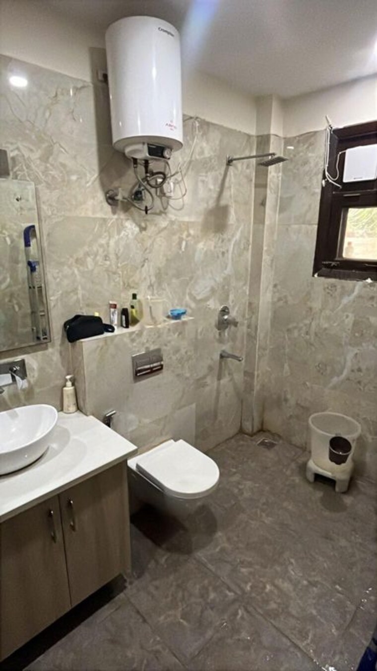 Bathroom, gurugram-cghs 3 Bedroom 2070 Sq.Ft. Apartment In Sector 56 Gurgaon 10702306