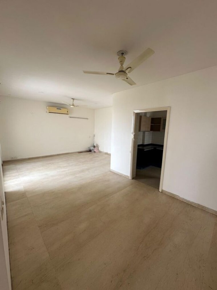 Room, gail-cghs 4 Bedroom 2070 Sq.Ft. Apartment In Sector 56 Gurgaon 10702317