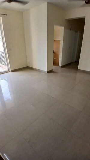 Room in 1 BHK Builder Floor at Sector 23a – for Rent