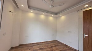 Room in 3 BHK Apartment at Freedom Fighters Enclave – for Rent
