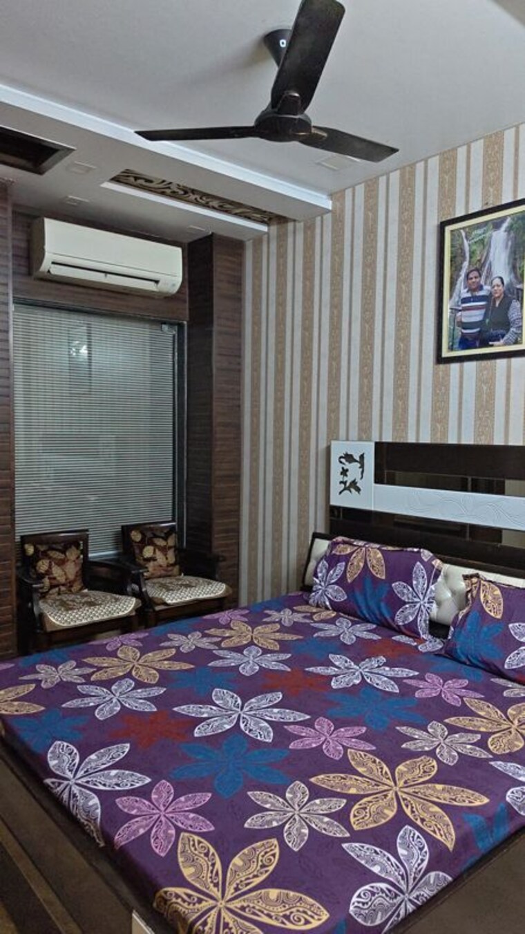Exterior View, kavi nagar 4 Bedroom 2400 Sq.Ft. Independent House In Kavi Nagar Ghaziabad 10702343