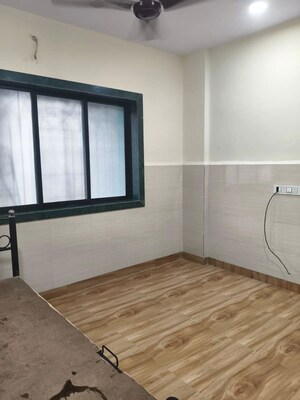 Room in 1 RK Apartment at Samisra CHS, Mulund West – for Rent