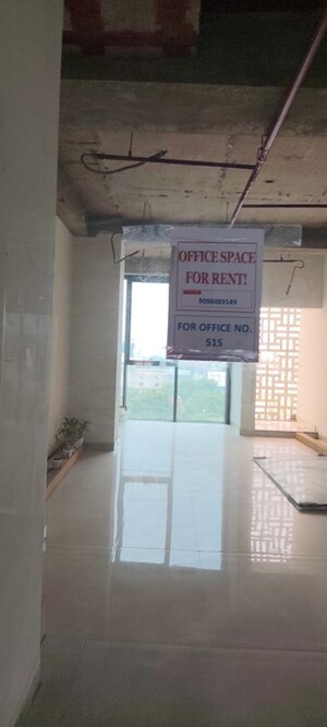 Furnished Amenities in 1 BHK Apartment at Byron Bazar – for Rent