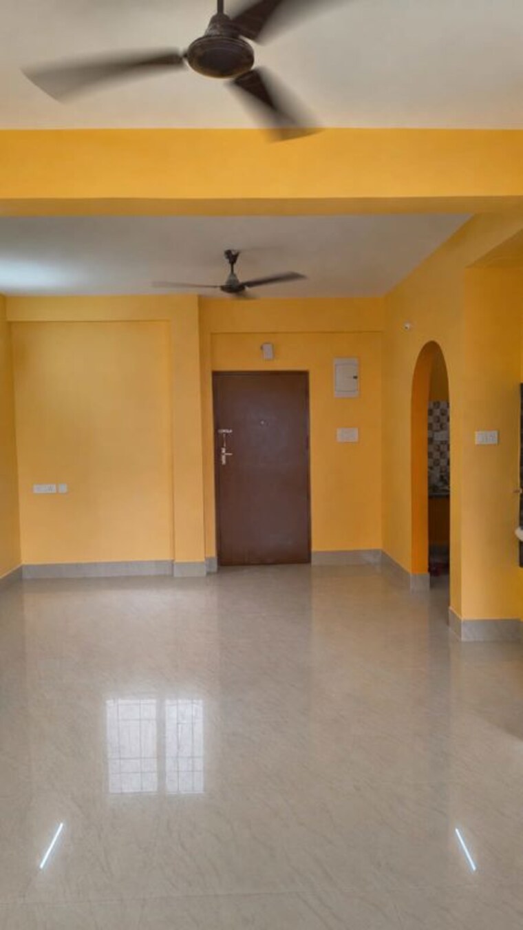 Room, new town action area ii 3 Bedroom 1100 Sq.Ft. Apartment In New Town Action Area ii Kolkata 10702370