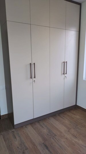 Room in 3 BHK Apartment at Brigade Laguna, Hebbal – for Rent