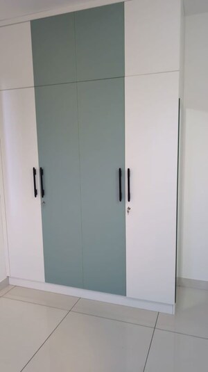 Room in 3 BHK Apartment at Brigade Laguna, Hebbal – for Rent