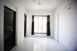 Room in 3 BHK Apartment at Gota – for Sale