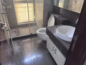 Team Area in 1 BHK Builder Floor at Sector 23 – for Rent