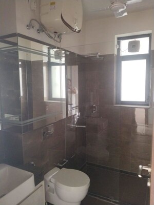 Living Room in 1 BHK Builder Floor at Sector 21 – for Rent