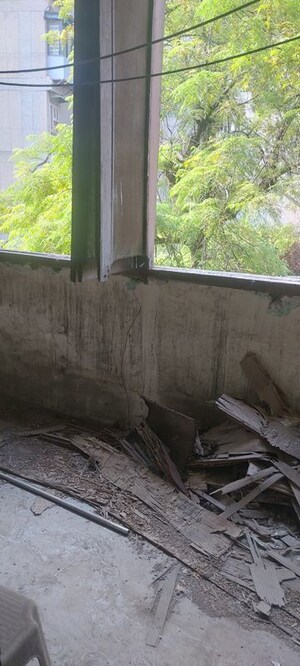 Balcony in 4 BHK Apartment at Patparganj – for Sale
