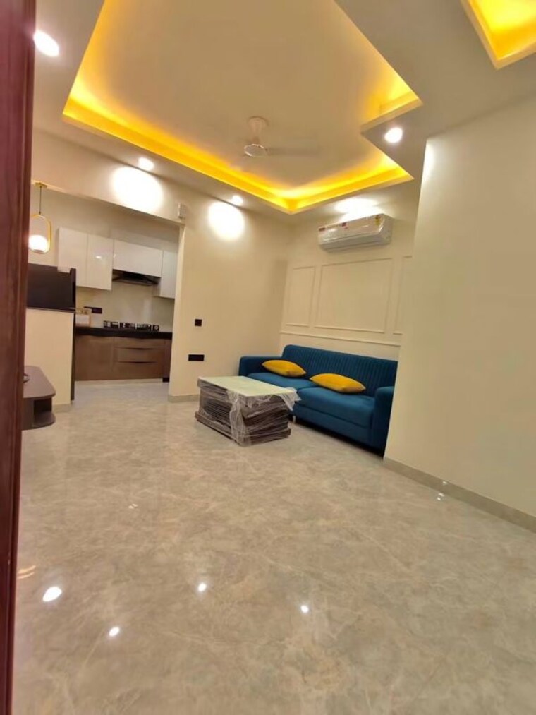  Parking, bptp-amstoria 3.5 Bedroom 303 Sq.Yd. Builder Floor In Sector 102 Gurgaon 10702414