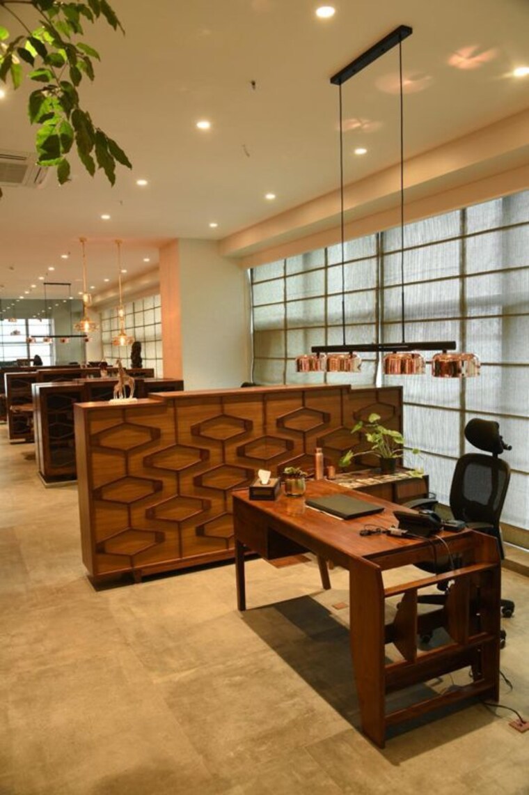 Team Area, wadhwa-the-capital Commercial Office Space 1453 Sq.Ft. In Bandra East Mumbai 10702398