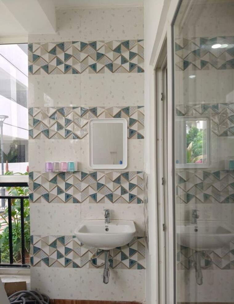 Bathroom, fortune-green-homes-sapphire 2.5 Bedroom 1350 Sq.Ft. Apartment In Tellapur Hyderabad 10702434